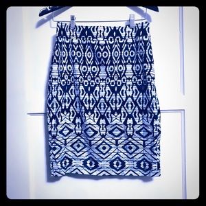 Ann Taylor Graphic Print Pencil Skirt Size 2